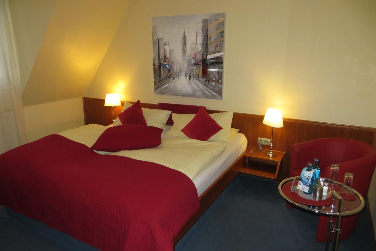 Burghotel Muenzenberg Exterior photo