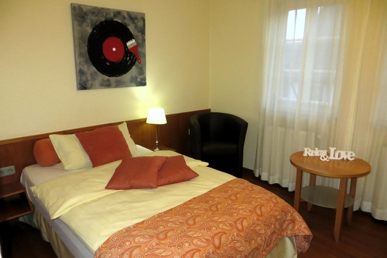 Burghotel Muenzenberg Exterior photo